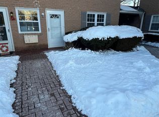 43 Springwood Drive, North Babylon, NY 11703