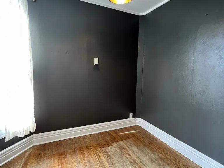 1011 E Breckinridge St — Photo 2