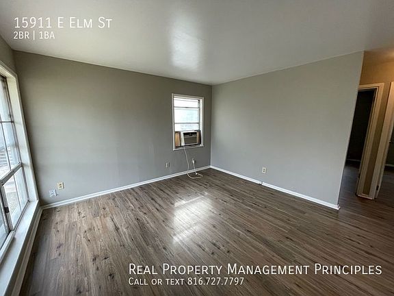 3rd image of 15911 E Elm St