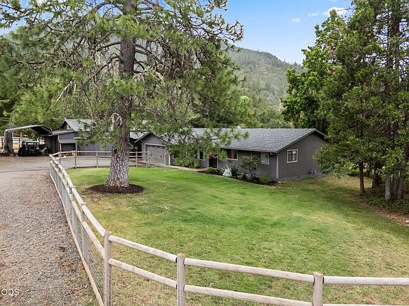 2nd image of 555 Grouse Creek Rd