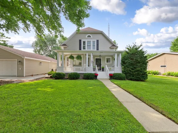 308 1st St NW, New Richland, MN 56072
