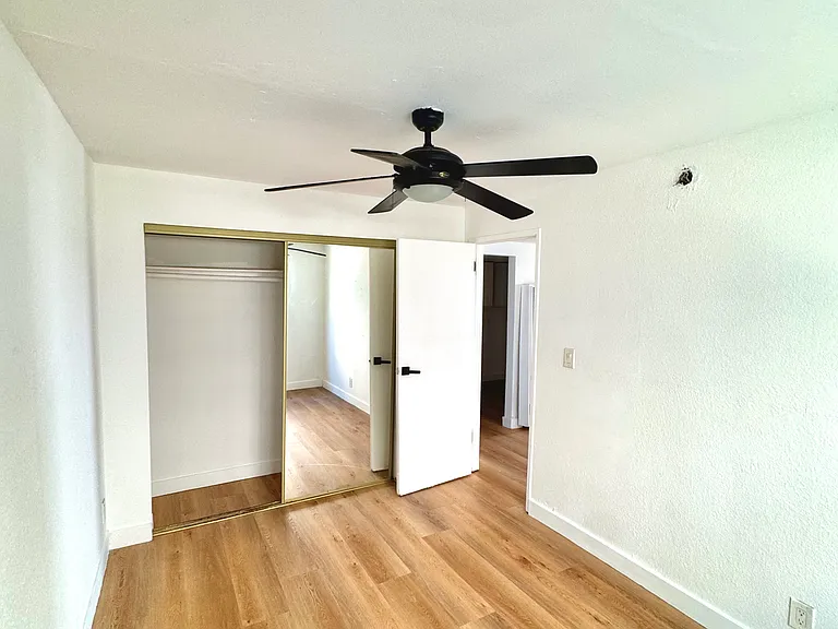 501 N Serrano Ave #F — Photo 6