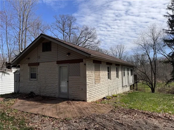 8538 Township Road 1060, Lakeville, OH 44638