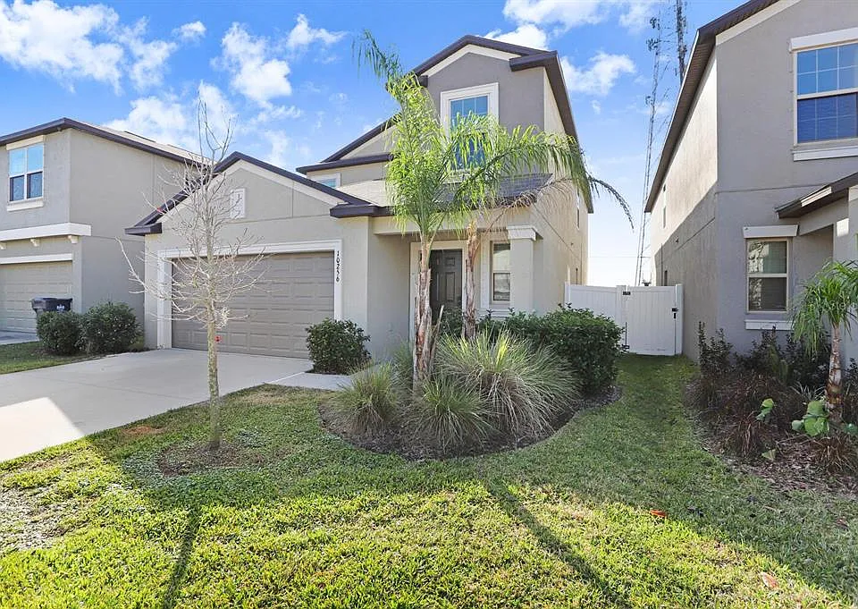 10256 Carloway Hills Dr