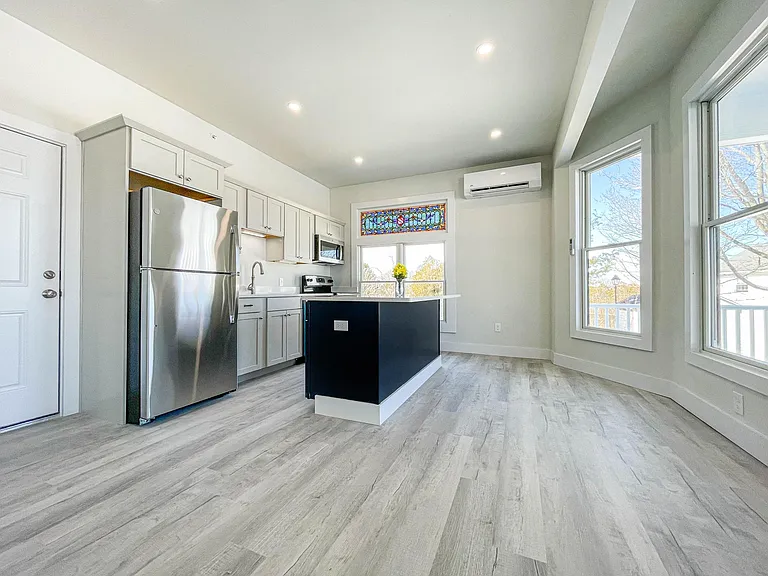 265 Cottage Rd #1 — Photo 9