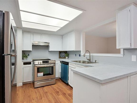 5th image of 1413 W Mesa Park Dr