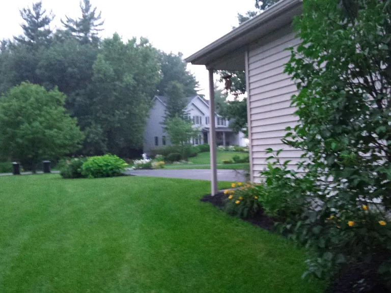 Beautifully maintained property throughout