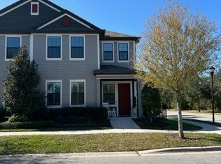 5601 Hometown Ln, Lithia, FL 33547