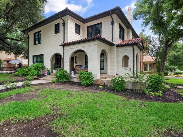 2235 Windsor Pl, Fort Worth, TX 76110