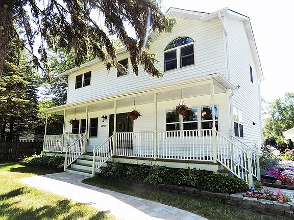 2nd image of 15257 Walnut Dr