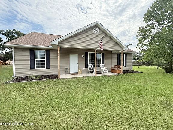 2nd image of 204 COMER Road