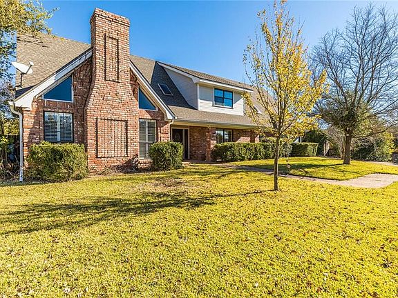 5th image of 814 Forest Oaks Cir