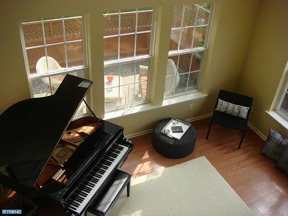 3rd image of 12 Normandy Dr #1606