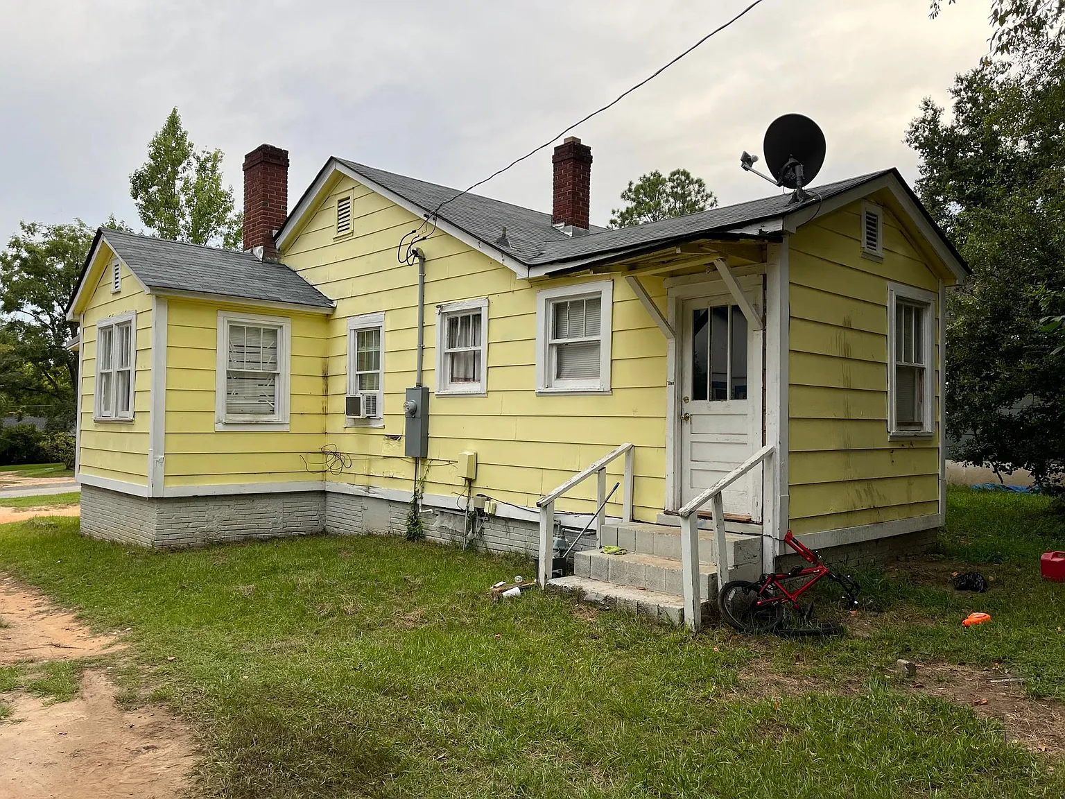 211 Hanover Ave — Photo 4