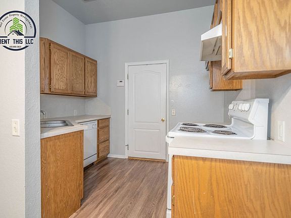 3rd image of 8206 NW 78th Ter
