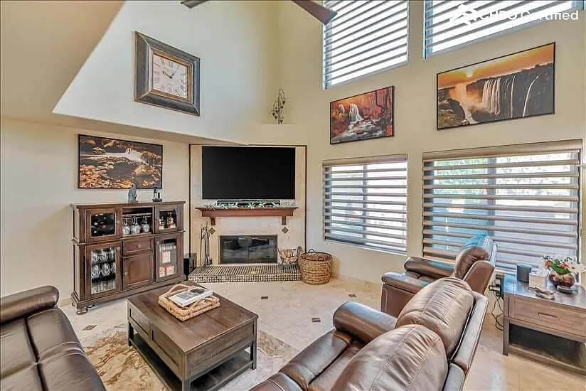 Furnished Desert Oasis Corporate Housing — Photo 1