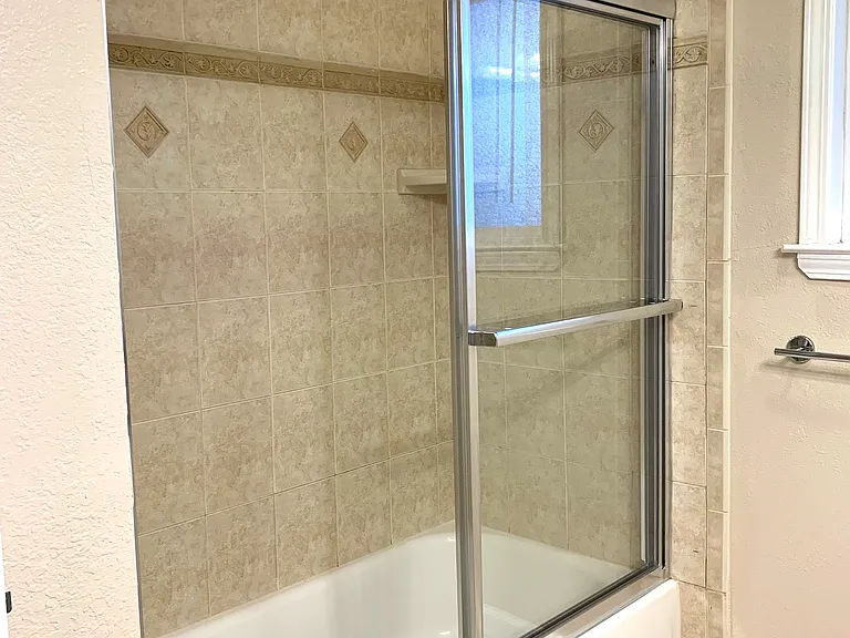 4335 Belvedere Dr — Photo 11