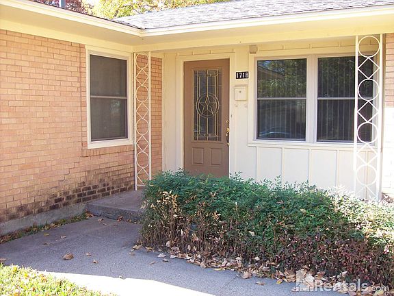 2nd image of 1718 Virginia Dr