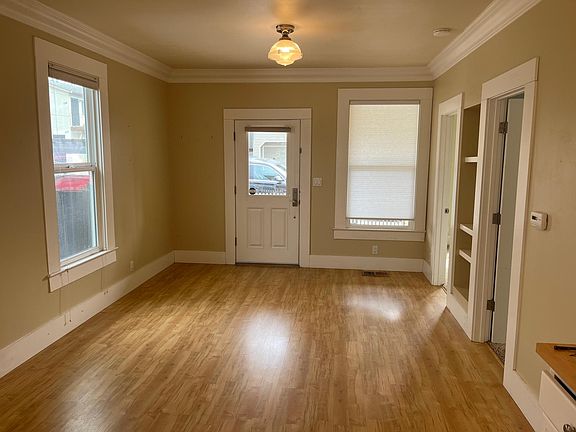 2nd image of 219 Seabright Ave