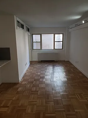 Rented by Keller Williams NYC | media 13