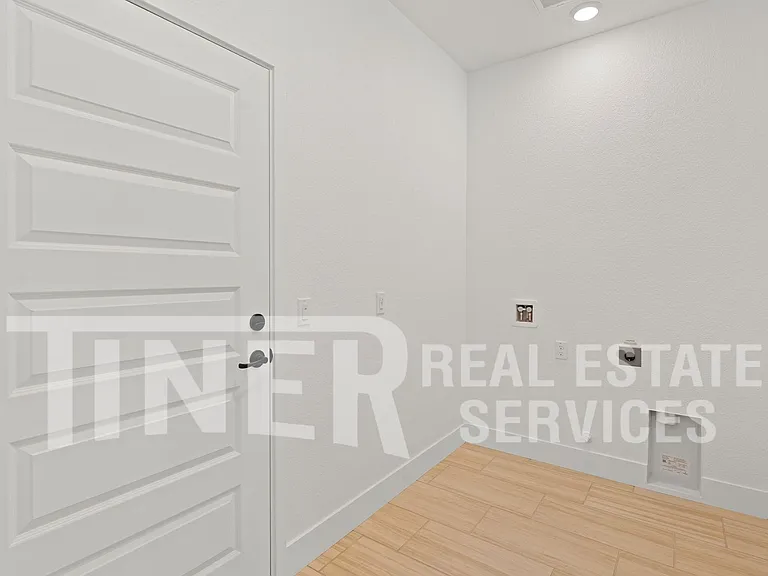 3062 Pansona St — Photo 20