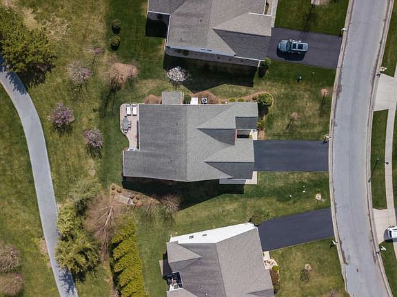 5th image of 29723 Vincent Village Dr