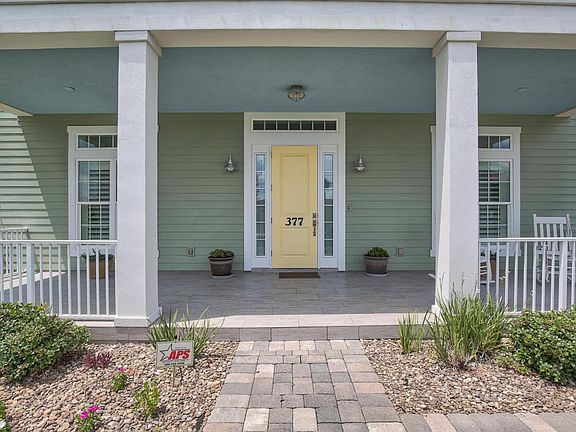5th image of 377 Williams Ave