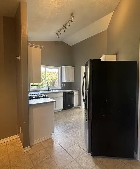 4346 Rogets Ct NE — Photo 5