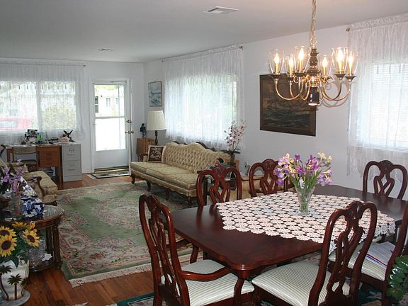 5th image of 1816 Hovsons Blvd