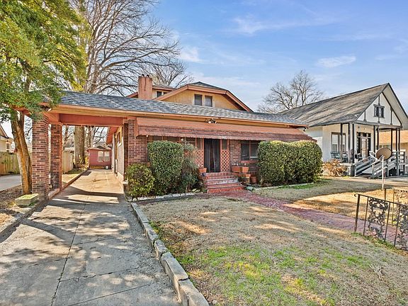 2nd image of 985 Forrest Ave