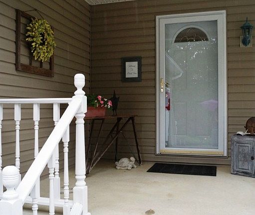 2nd image of 4061 Macaw Rd NE