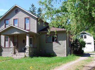 2115 4th St, Bay City, MI 48708