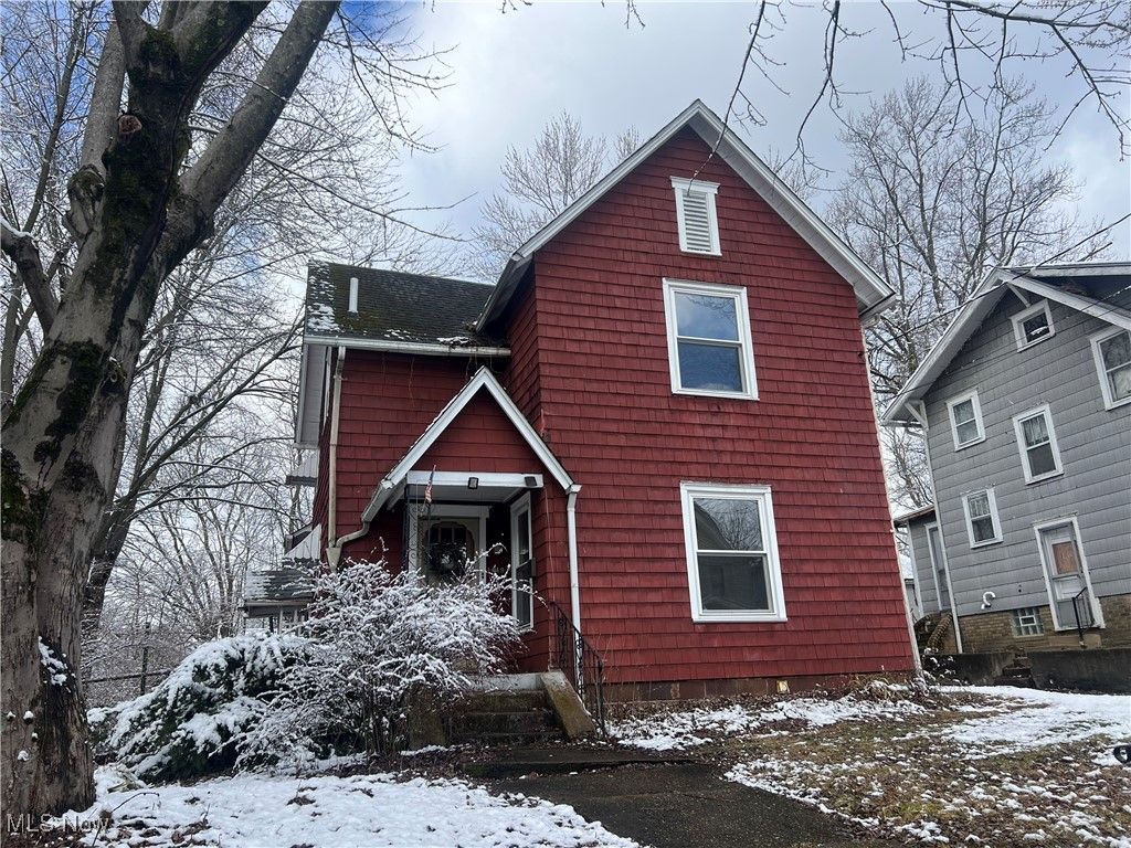 Real estate listing image