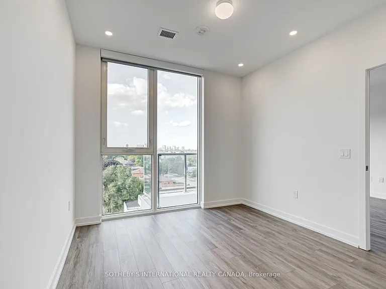 1195 The Queensway Ave #803 — Photo 15