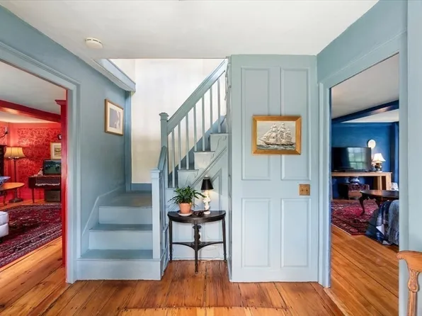 2 Elm St, Boxford, MA 01921