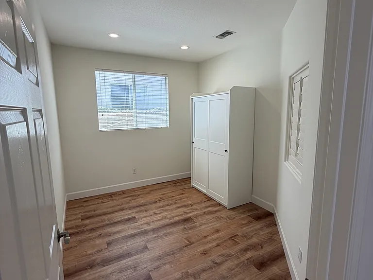 27814 Bloomfield Ct — Photo 7