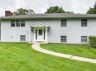 56 County House Rd, Millbrook, NY 12545