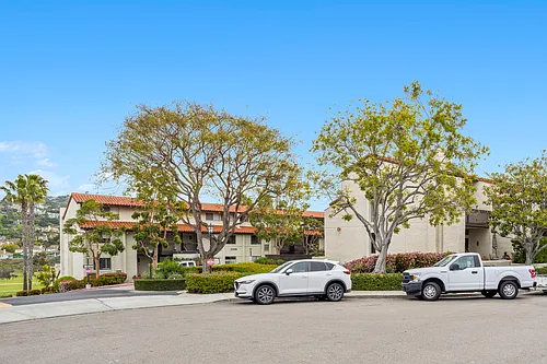 2508 Navarra Dr #402 Photo 1