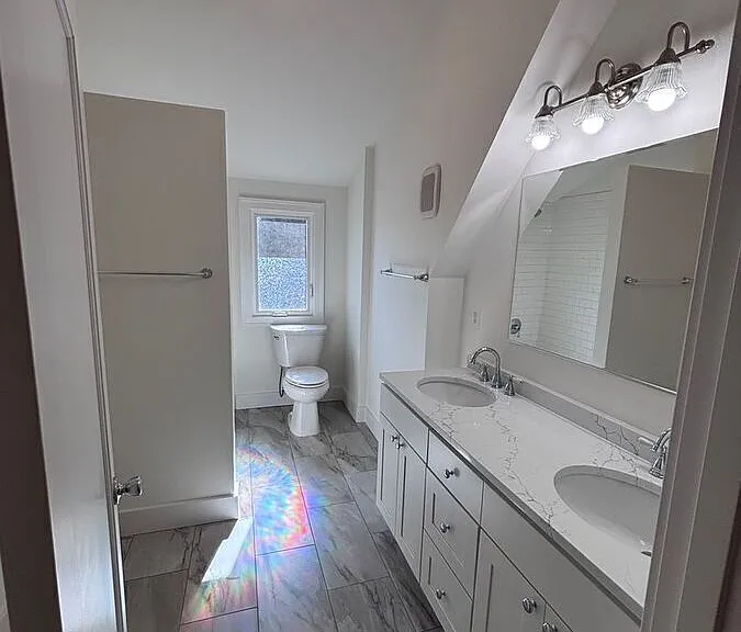 7802 Roosevelt Way NE — Photo 7