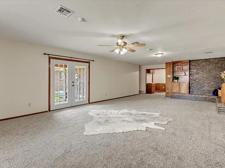 4121 Monica Dr — Photo 6