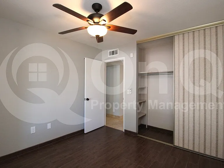 967 W La Jolla Dr — Photo 19