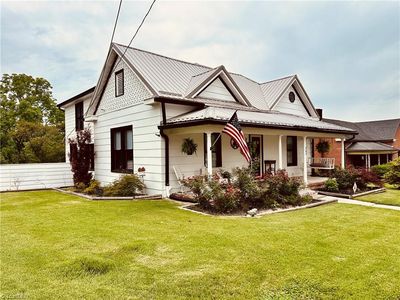 245 Orchard St, Mount Airy, NC, 27030