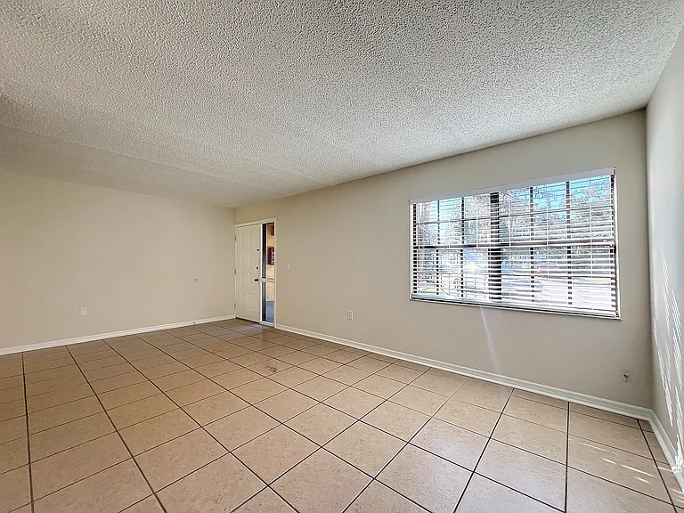 6235 SE 112th St #1 — Photo 15
