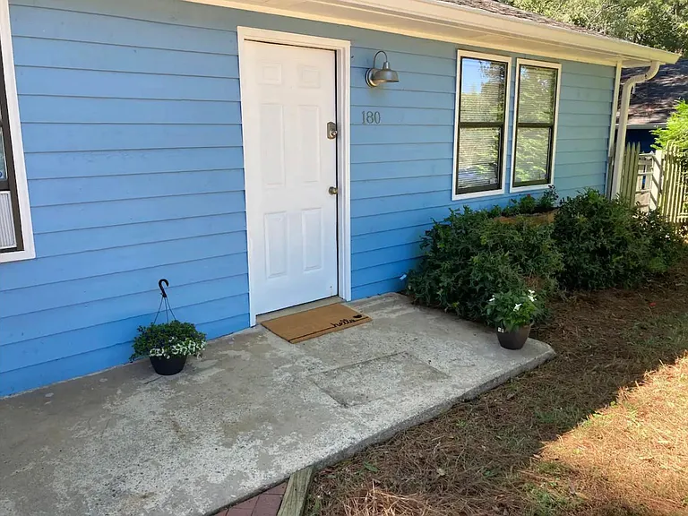 180 Sayemore Dr — Photo 9