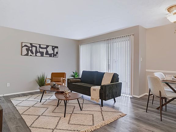 5th image of 100 Lakeshore Dr APT 2-059