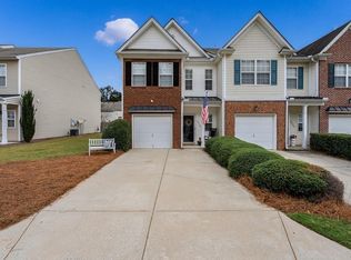 2948 Greyhawk Ln, Cumming, GA 30040