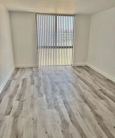 3930 University Center Dr #308 — Photo 18
