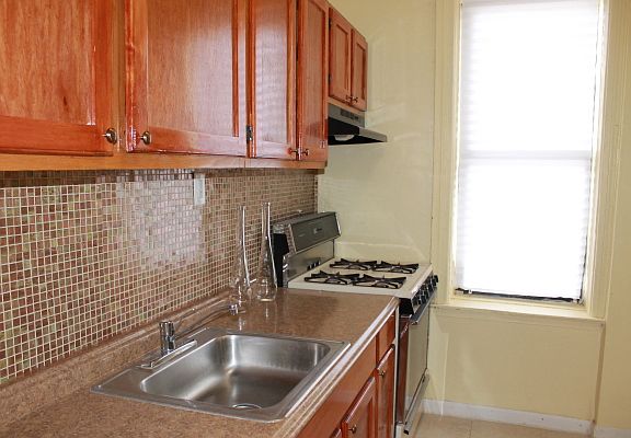 2nd image of 446 Kingston Ave APT D26