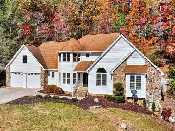 568 Hidden Valley Dr, Morganton, GA 30560