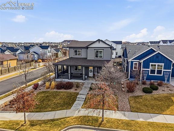 2nd image of 3728 Champagne Ave